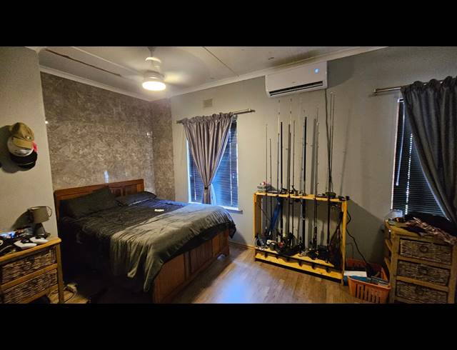 3 BEDROOM HOUSE FOR SALE IN GRANTHAM PARK